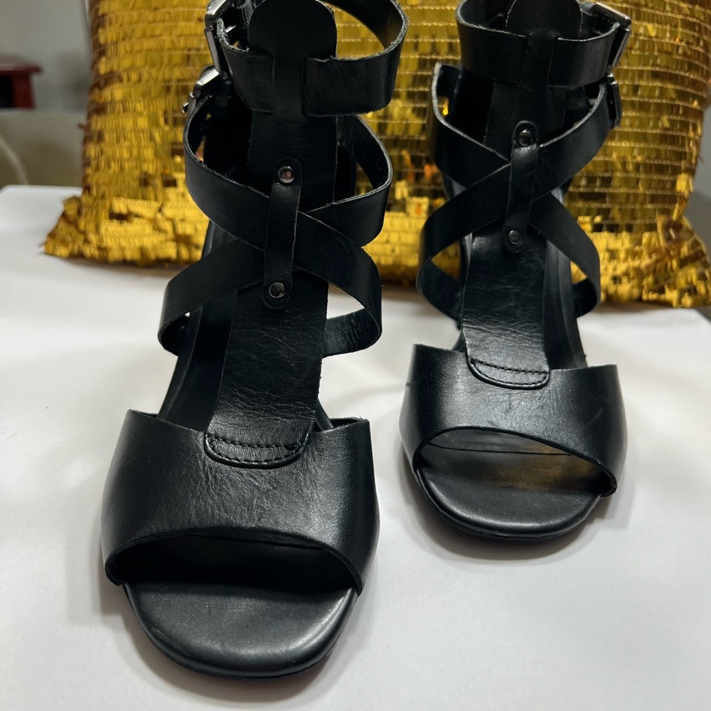Franco Sarto Black Leather Sandle - Used